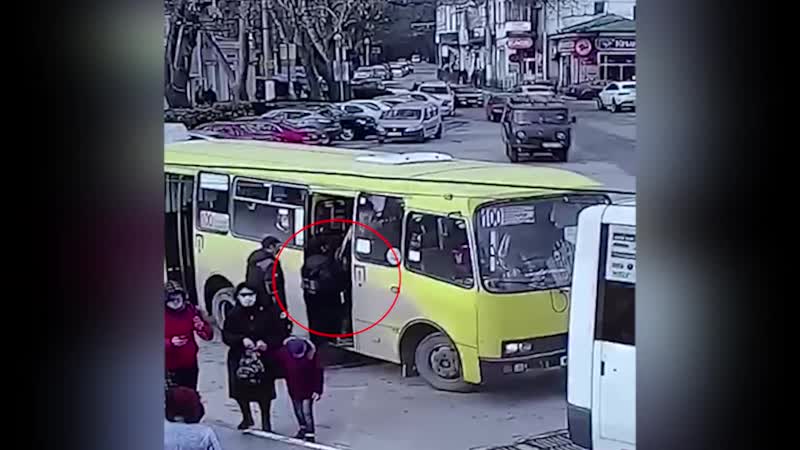 В ялте задержали карманника