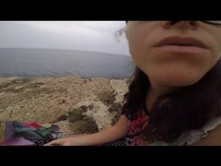 Paseo y chupa bajo la lluvia