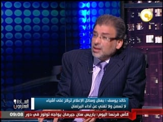 خالد يوسف انتقد الإعلام بسبب تصريحاته والحكومة لا تعف يعني ايه سياسة