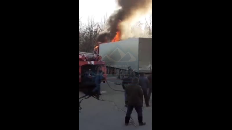 Фура горит текстильщик 7 12 2020 донецк