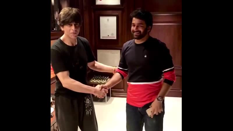 @iamsrk #shahrukhkhan #mannat #srk #kingkhan #grateful