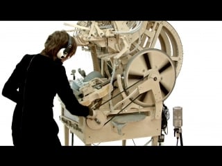 Wintergatan marble machine (music instrument using 2000 marbles)