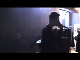 Frayed strings лебовски [перерывпятьминут cover] (live in cloud cafe | )