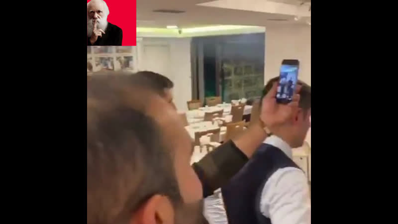 Кухарь с мордашкой необременённой интеллектом и несостоявшийся герой