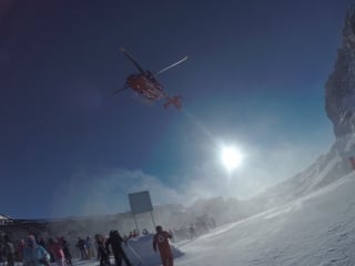 Helicopter on the slope! someone was drunk after christmas ahahah