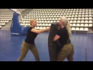 Israeli women soldiers doing fitness training