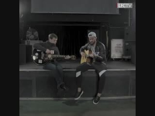 In session alisson becker and jamie webster | keeper sings ‘allez, allez, allez'