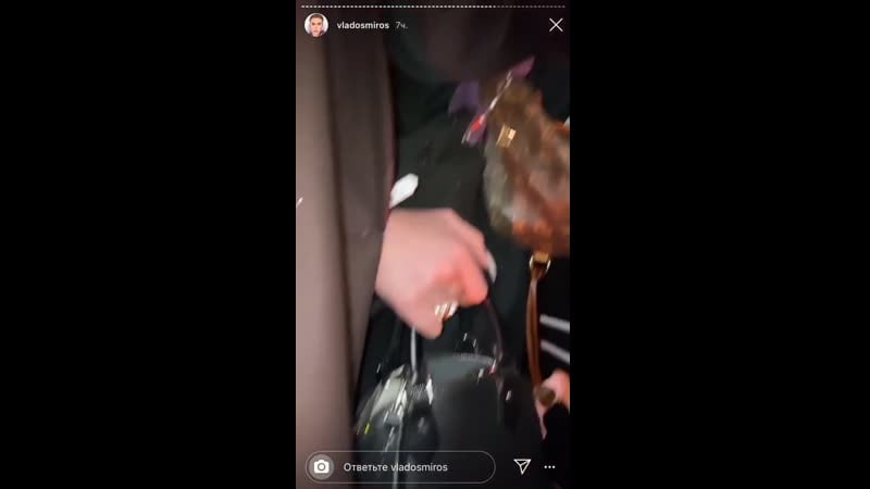 Андрей петров и владос мирос целуются на протяжении 18 секунд