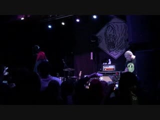 Smrtdeath caught up & porcelain (live in durham ; in "nothing,nowhere tour")