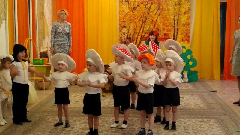 06 танец грибочков и ежика