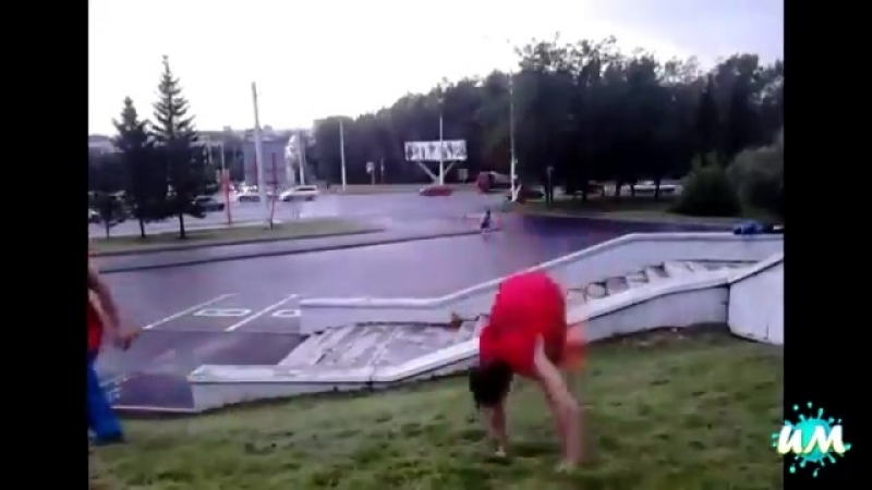 Подборка жестких падений в паркуре