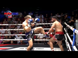 Хэд кик max muay thai