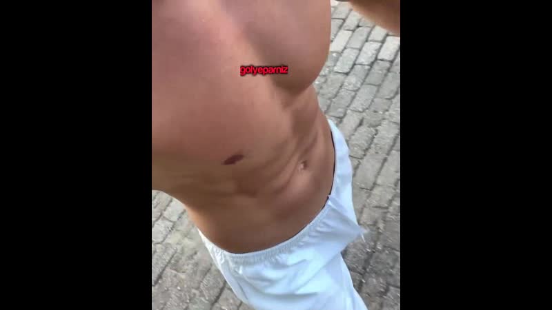 Антон гусев на пробежке тресет своим членом 😍