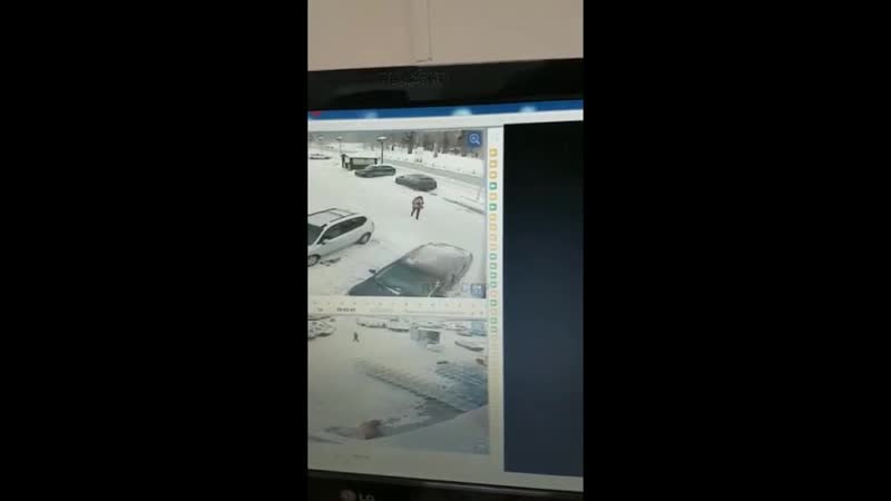 Жесть в подмосковном щелково сегодня утром муж молодыебывшую жену на паркое касторамы