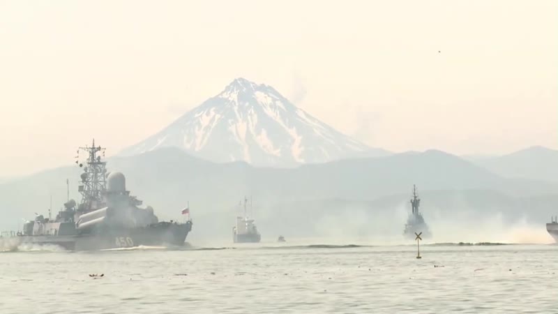 Парад кораблей в день вмф на камчатке