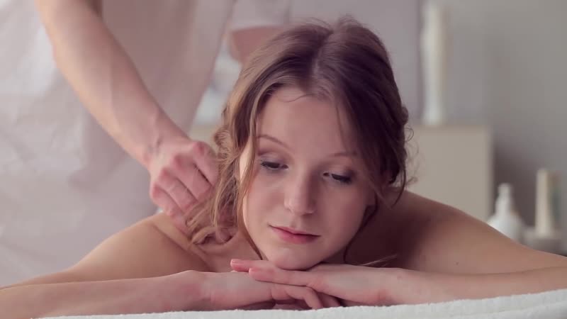 Слепой массажист