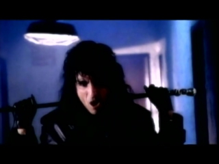 Alice cooper loves a loaded gun (1991)