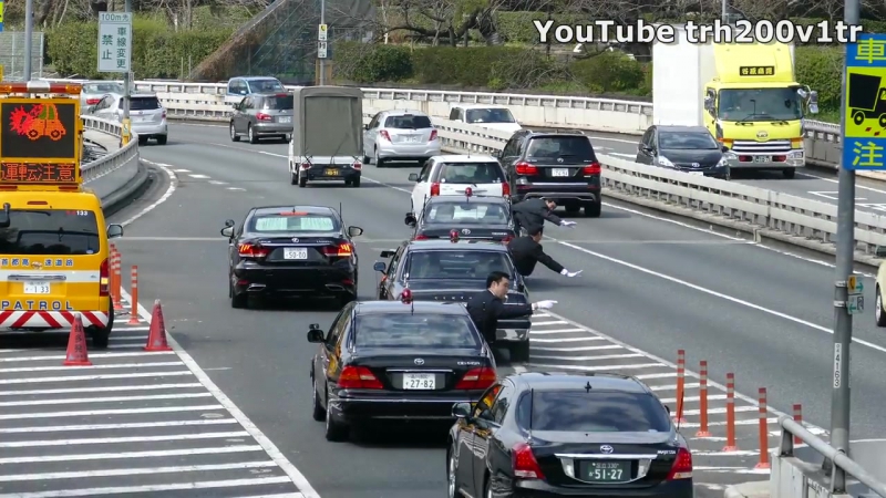 Japanese prime minister motorcade
