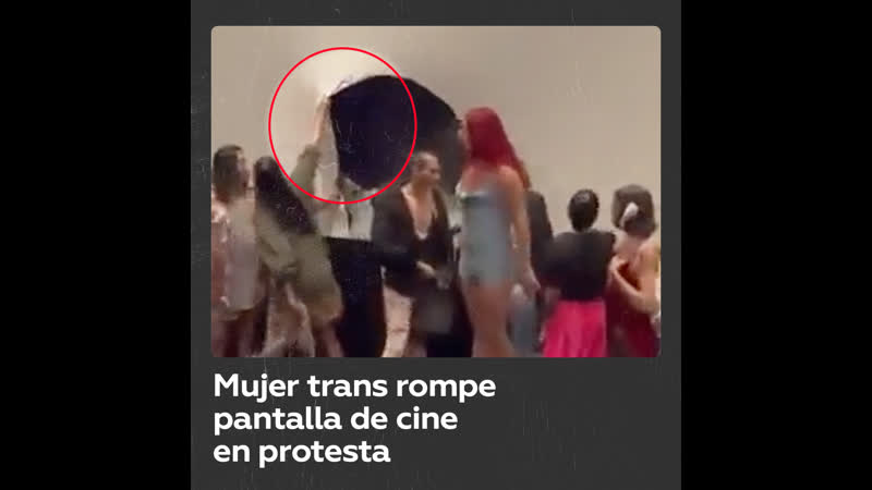 La mujer trans laura glover desata una guerra contra cine en méxico