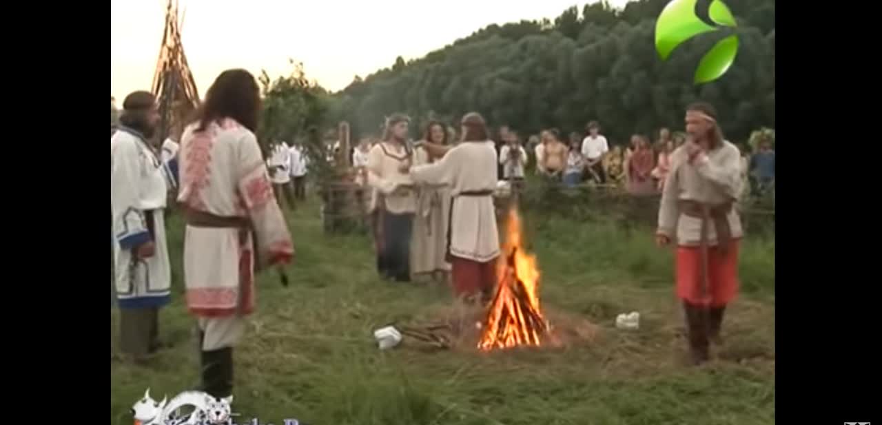 Иван купала это не просто голыми купаться, прыгать через костер и искать  папоротник - BEST XXX TUBE