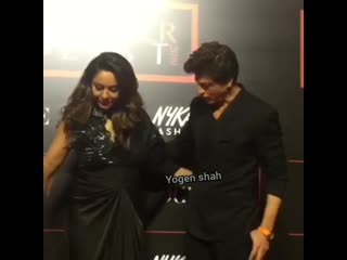 Подтвержденный #shahrukhkhan #with #wife @gaurikhan at vogue x nykaa fashion the