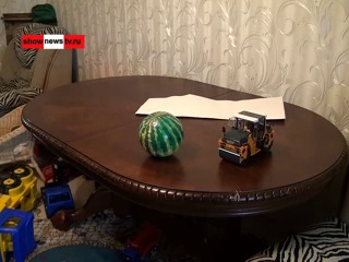 Начальником porn video – Тау лебединая песня о дочке, воюющей с папой начальником штаба свердловской области