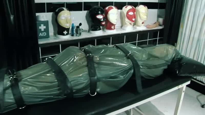 Breathplay porn video – Latex bondage & breathplay