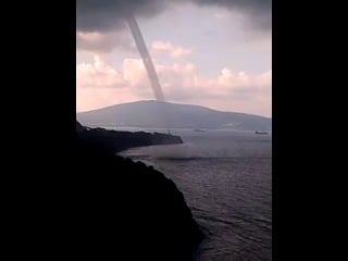 Гигантский смерч прошёл у побережья чёрного моря