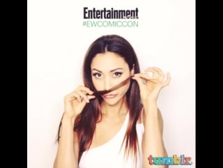 Hehe 🏽had such a blast at #sdcc !!! thank you #the100 & #cw ! now off to work to give y'all a kickass s3!! ️🏽