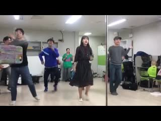 181111 ari (kim sunyoung) @ happiness town (행복리) play rehearsal