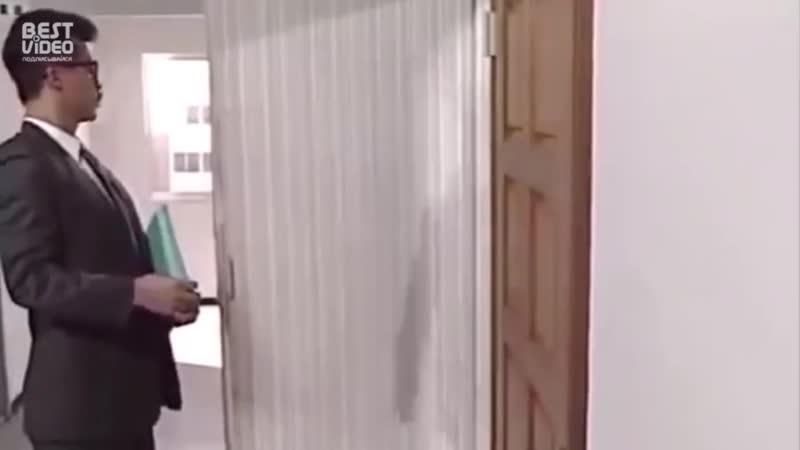 Старый японский скетч про дверь