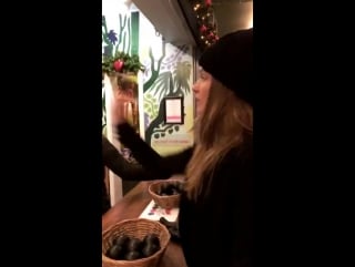 21/12 | josephine skriver via @bohnes' instagram story