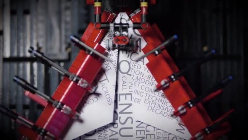 Механическое порно робот и бумажные самолётики