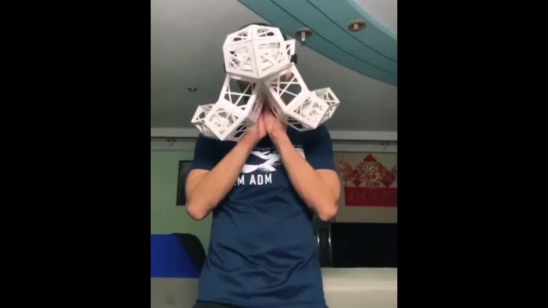 Японский студент создает удивительные фигурки оригами ☺