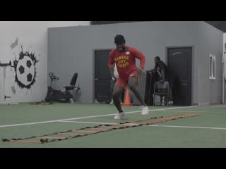 Speed agility training session tyreek hill train with cheetah