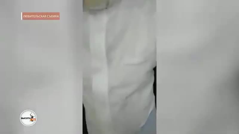 В волгограде врачи ковидного госпиталя выставили на улицу больного, он молодые