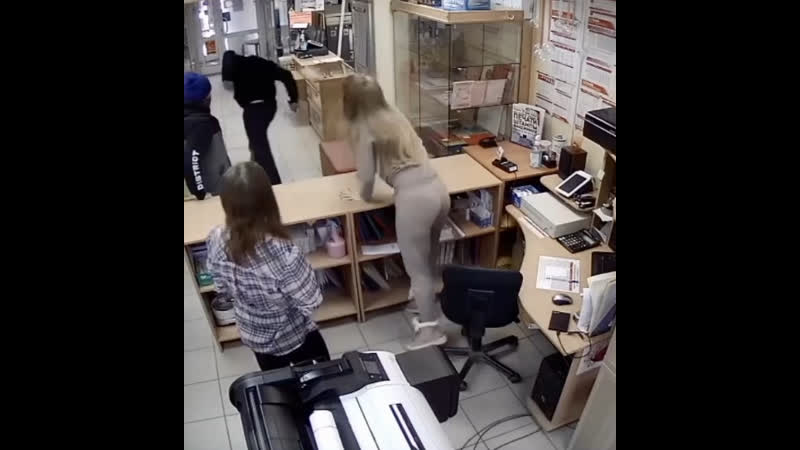 Не дала себя в обиду