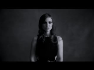 Paul mccartneys my valentine featuring natalie portman and johnny depp\язык жестов