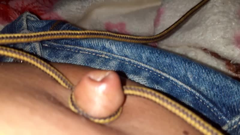 Button porn video – Nail poke in belly button 2