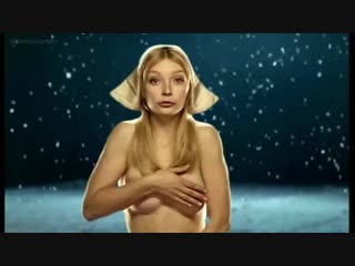 Олар түсірілім алаңында көруді аяқтайды Егде жастағы әйелдердің кеуделеріндегі үлкен емізіктердің фотосуреттері