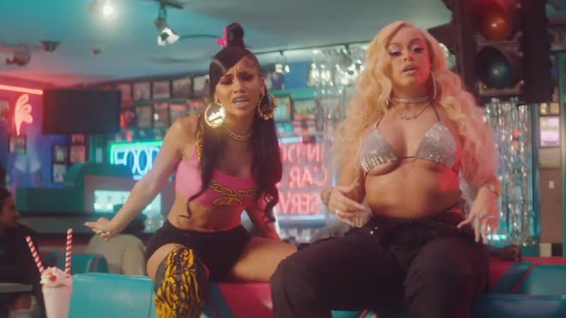 Mulatto ft saweetie &amp; trina b*tch from da souf (remix) (official video 2020)