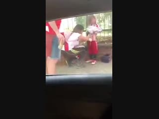 River plate casually strapping flares to a little girl in order to sneak them into el monu