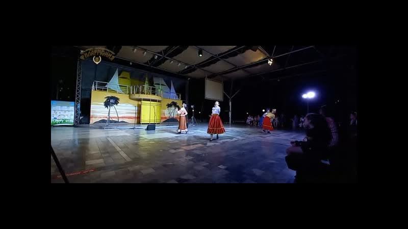 Хореографическая постаноа «кумушки» вокально хореографический ансамбль «таврия» им л д чернышёвой