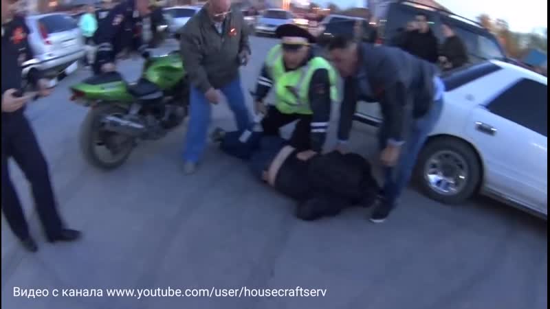 Бердск оперативное задержание пьяного мотоциклиста в день победы!