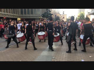 Aainjaa así nació [aainjala con 15o tambores]