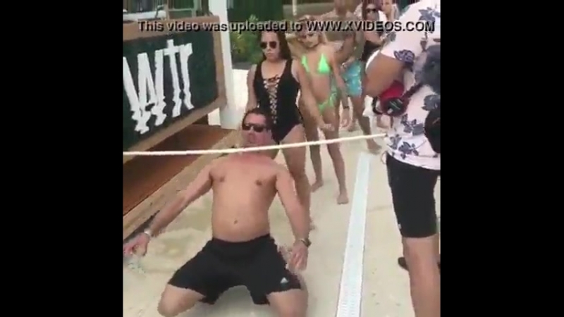 молодой случайное киска 