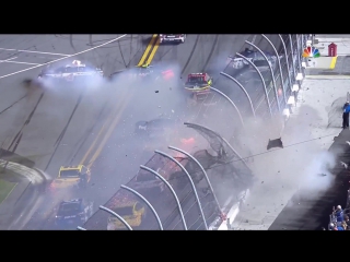 Настоящая жесть на nascar (ад!!)