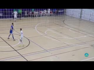 Ударил в челюсть, отправил в нокаут +18