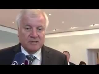 Seehofer sichtbar geschockt "öffentliche ordnung kurz vor dem zusammenbruch"!