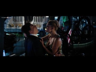 Сексуальная келли рорбах (kelly rohrbach) и другие в фильме "спасатели малибу" (baywatch, 2017, сет гордон) 1080p